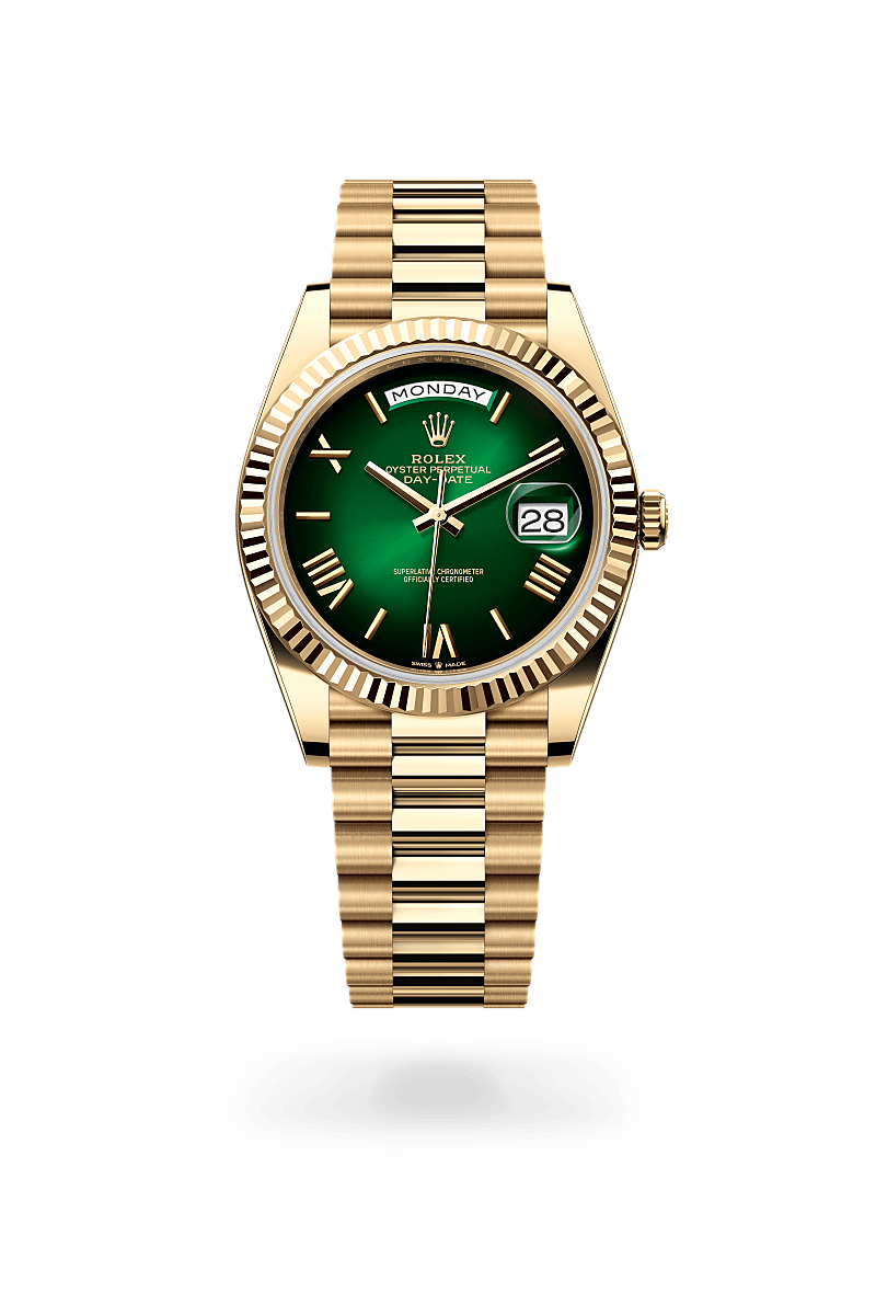Rolex Oyster Perpetual Day-Date 40 in 18 ct yellow gold with a fluted bezel and a green ombré dial