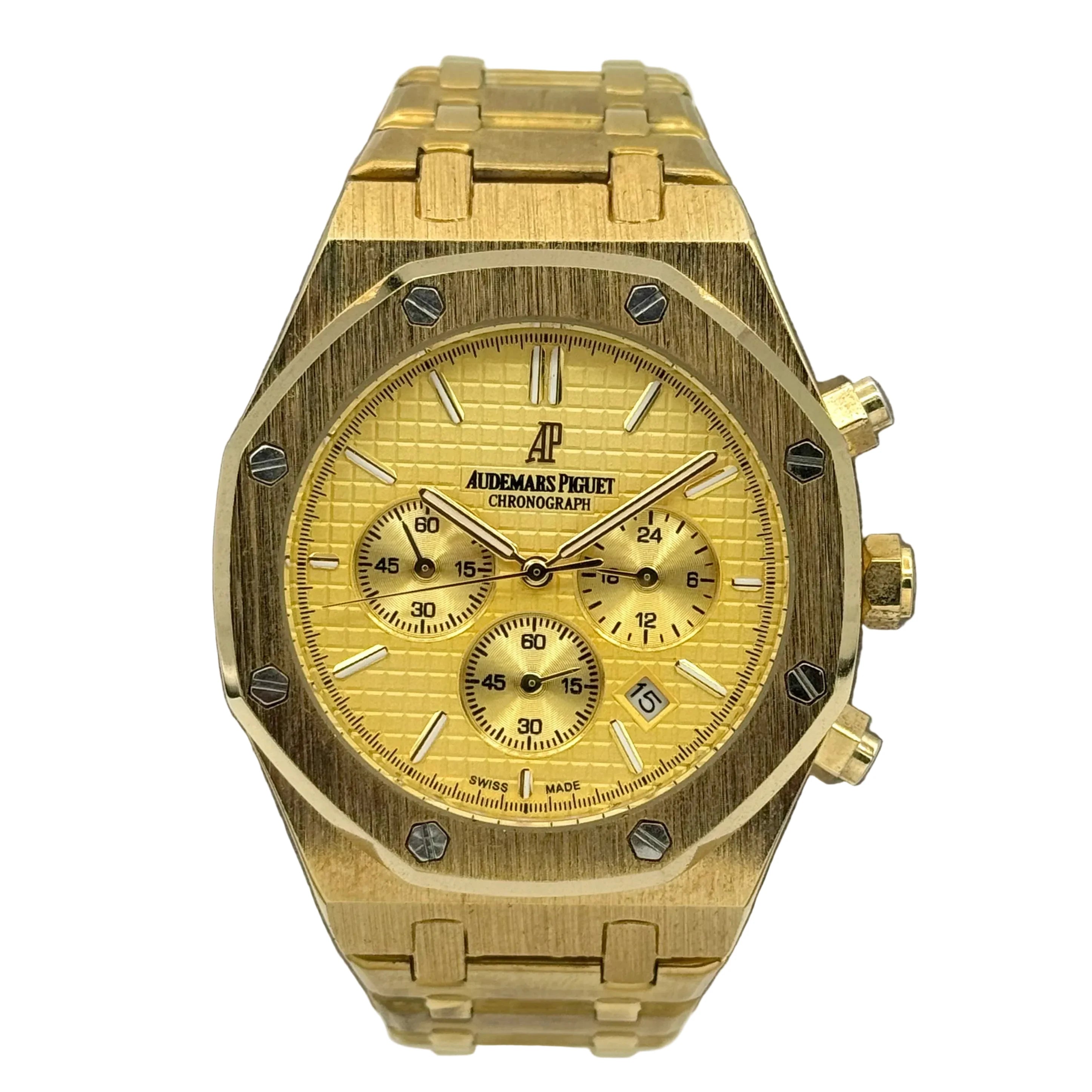 Audemars Piguet Royal Oak Selfwinding Chronograph 41mm watch in a yellow gold-tone
